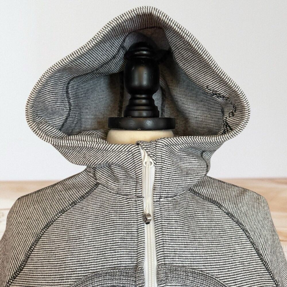 lululemon athletica Gray Hoodie - Picture 6 of 10